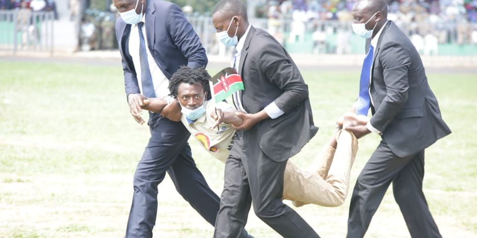 man arrested for causing drama at madaraka day festivals during the president uhuru speech