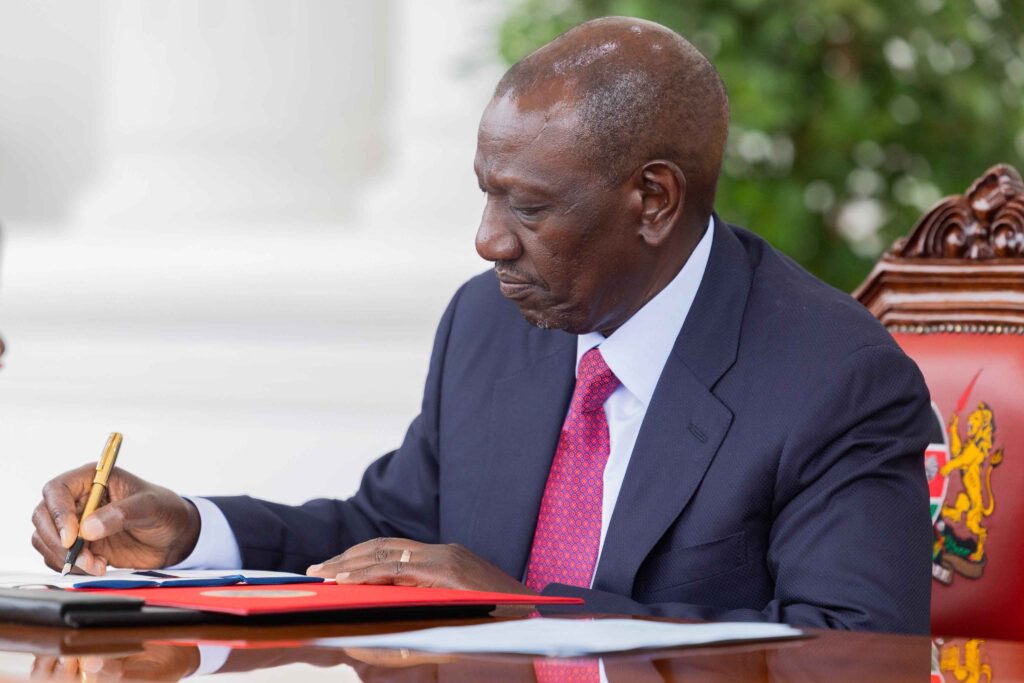 RUTO PROPOSES RENAMING KISUMU AIRPORT AFTER RAILA ODINGA